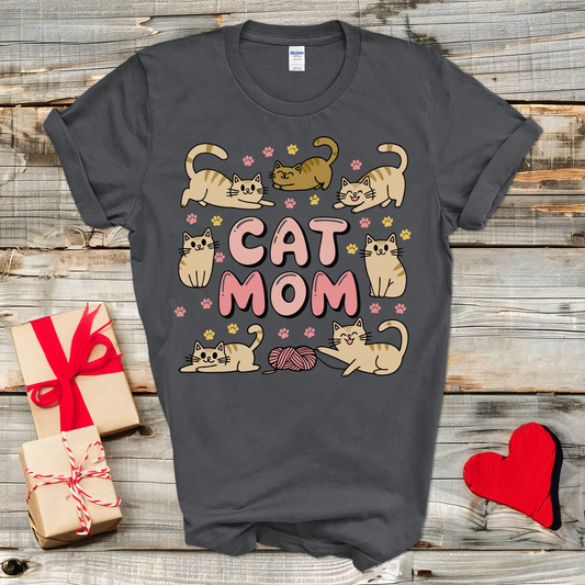 Cute Cat Mom T-Shirt