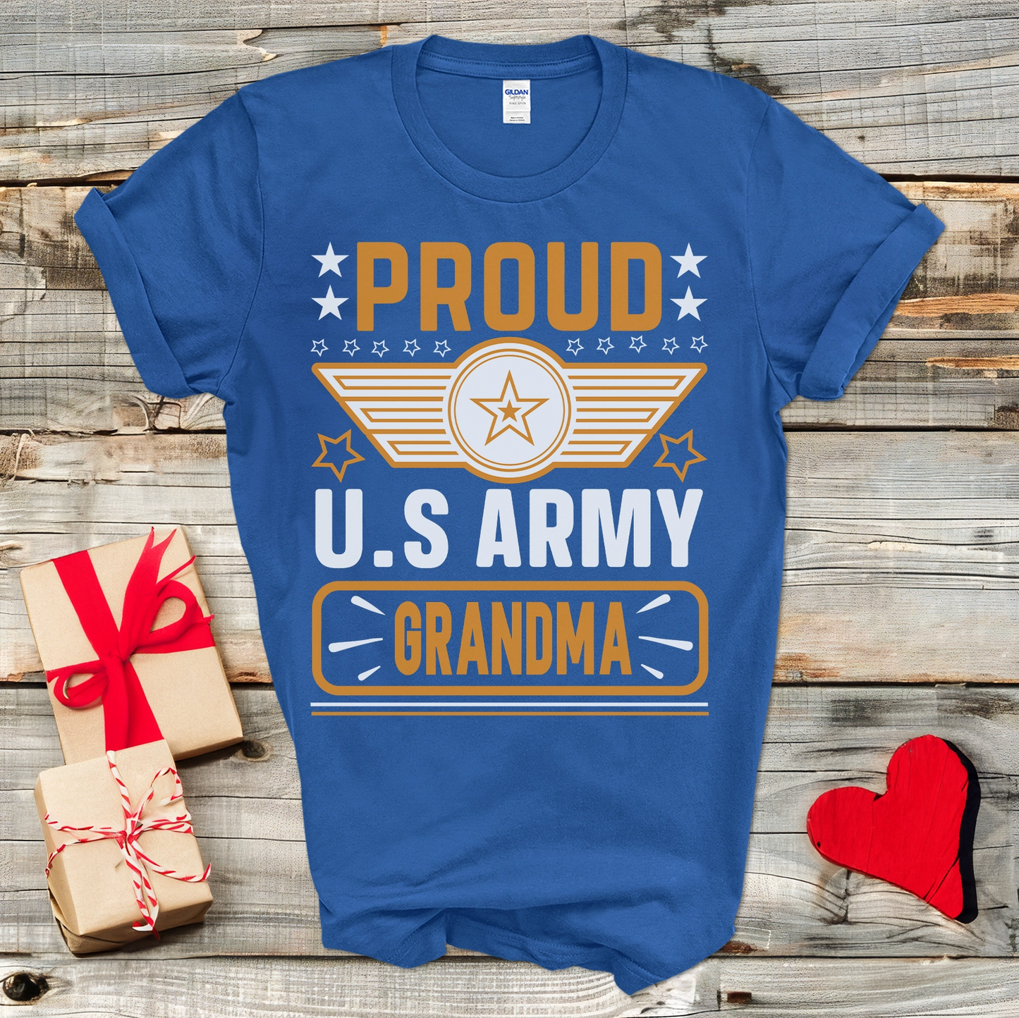 Proud U.S. Army Grandma T-Shirt